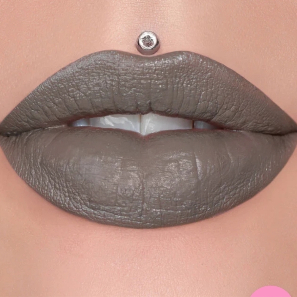 Jeffree Star Cosmetics Velvet Trap Lipstick 4g New In Box Grave Digger